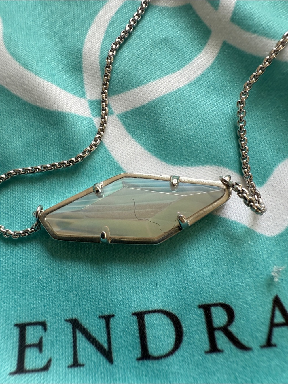 Kendra Scott Sterling Silver Geometric Pendant Necklace in Silver - Picture 2 of 7